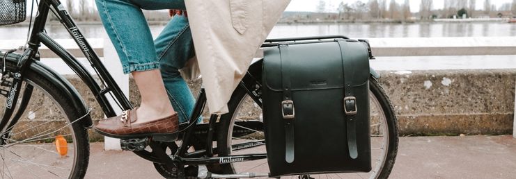 Bicycle deals leather bag