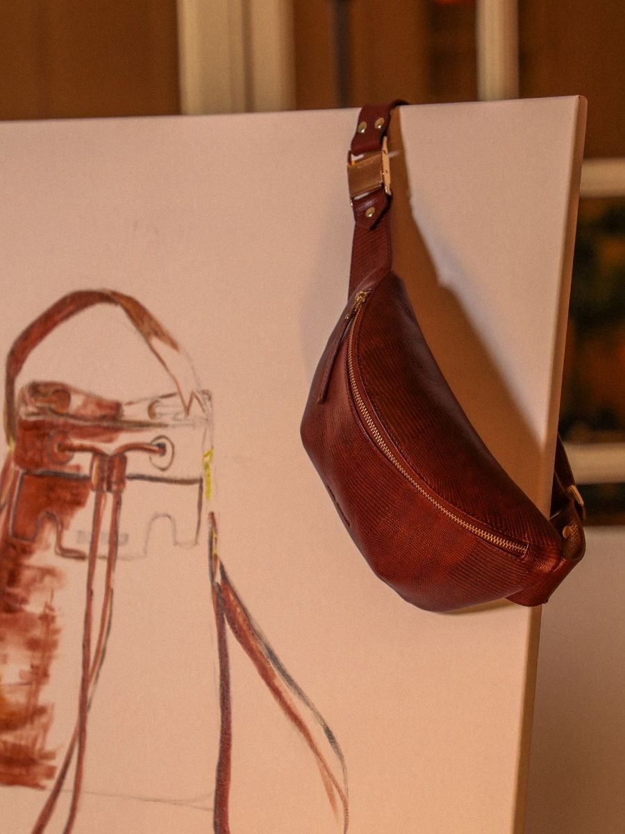 red-leather-fanny-pack-labanane-1960-paul-marius-campaign-picture-m503-l-r