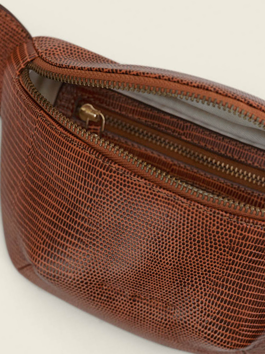 brown-leather-fanny-pack-labanane-xs-1960-paul-marius-inside-view-picture-m503xs-l-l