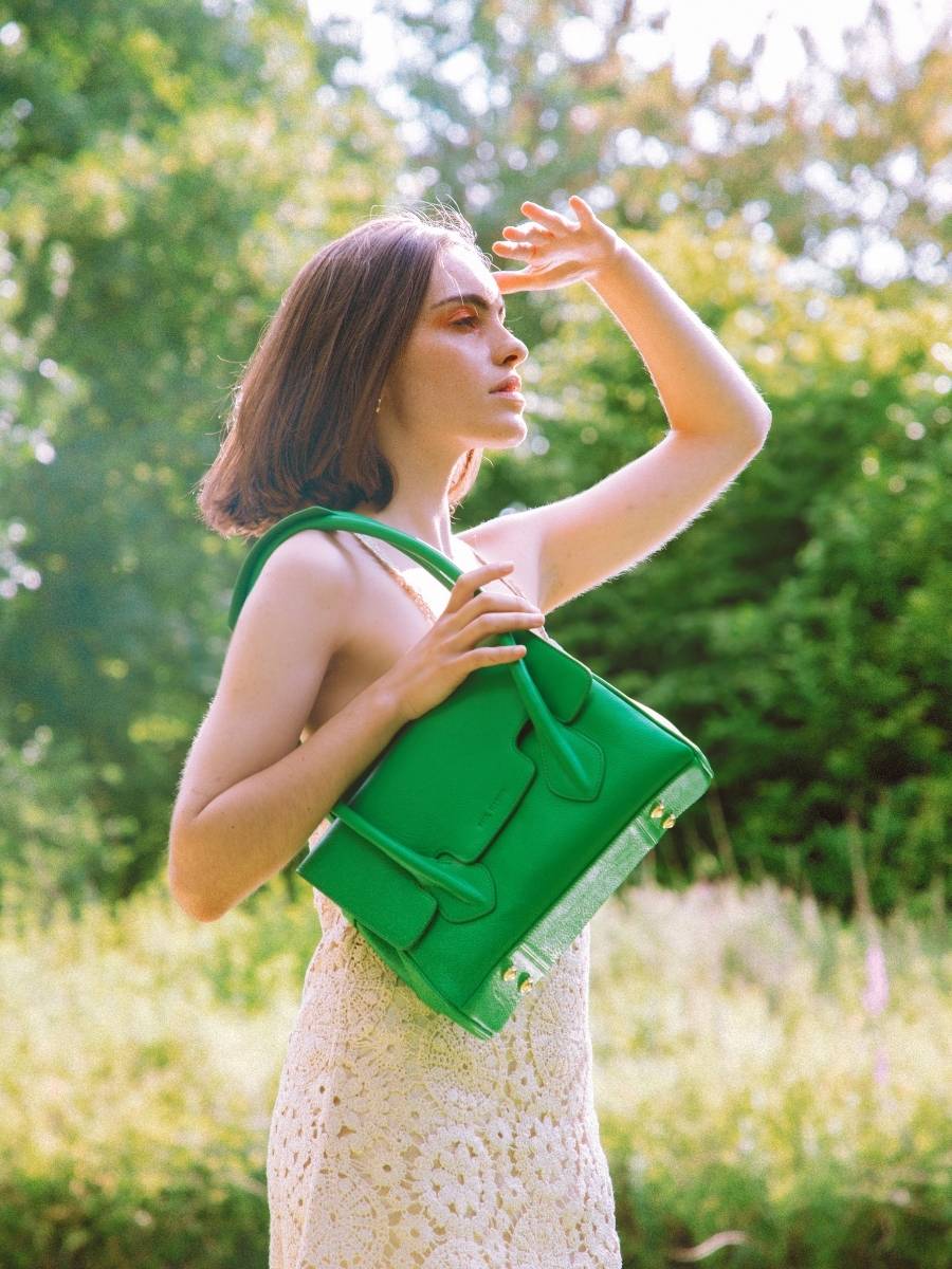 green-leather-handbag-colette-s-sorbet-kiwi-paul-marius-front-view-picture-w28s-sb-gr