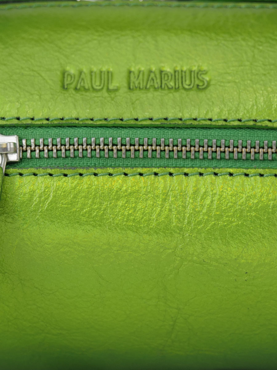green-leather-shoulder-bag-women-close-up-picture-charlie-absinthe-paul-marius-3760125358222