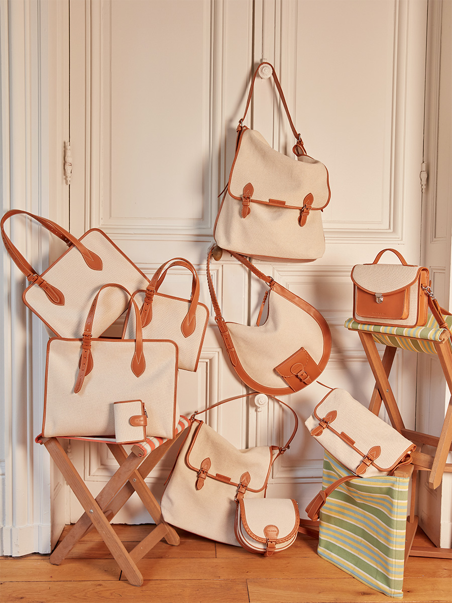 Beige canvas wallet Valentine Escapade - Beige Canvas back view