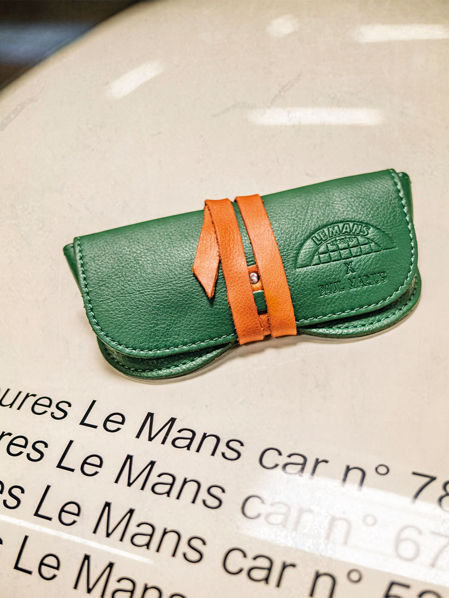 green-leather-glasses-case-etui-a-lunettes-le-mans-classique-paul-marius-campaign-picture-m49-lemans-dg