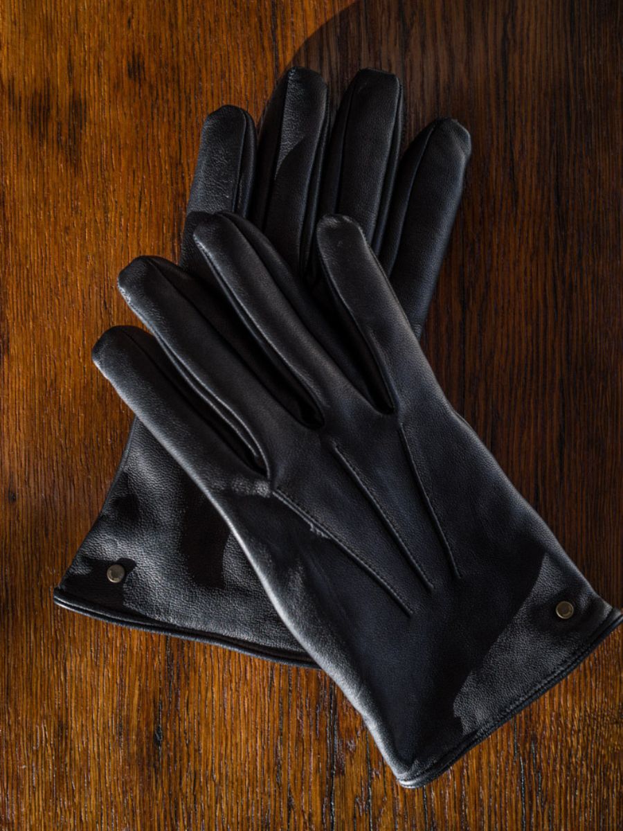 black-leather-gloves-black-paul-marius-front-view-picture