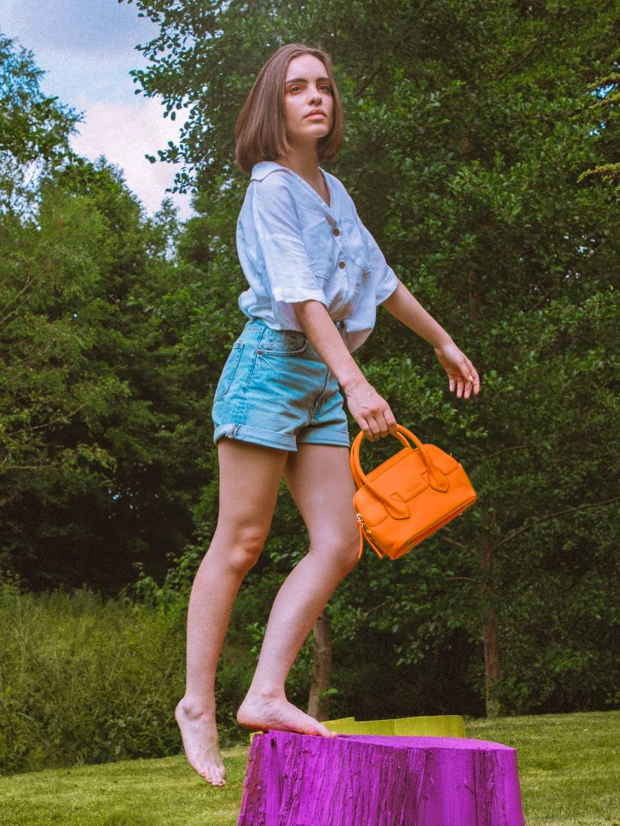 orange-leather-mini-handbag-gisele-xs-sorbet-mango-paul-marius-campaign-picture-w32xs-sb-o