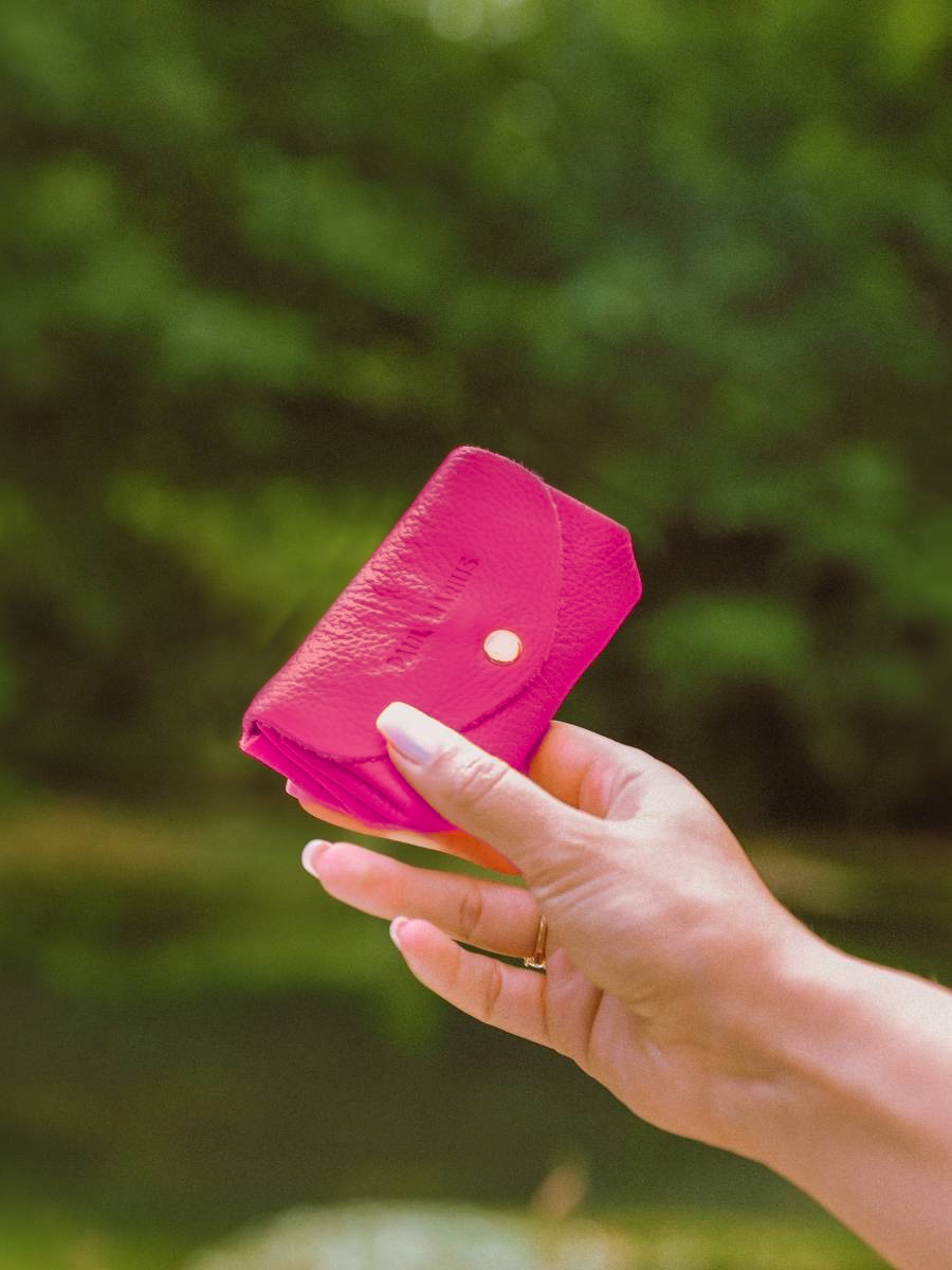 pink-leather-purse-legustave-sorbet-raspberry-paul-marius-campaign-picture-clp-sb-pi