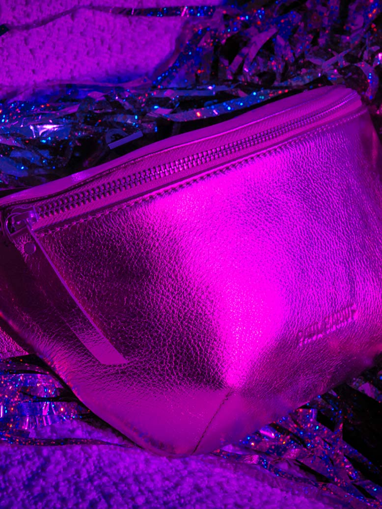 leather-fanny-pack-for-women-pink-picture-parade-labanane-ultraviolet-paul-marius-3760125357584
