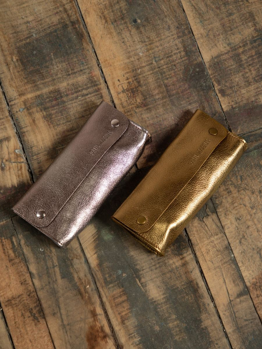 gold-leather-pencil-case-latrousse-de-paul-bronze-paul-marius-campaign-picture-m58-og