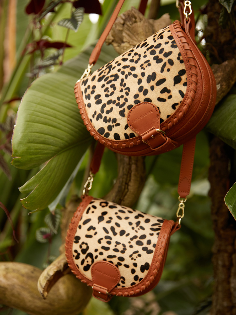 mini-leather-shoulder-bag-lebobo-xs-leopard-beige-ambient-view-w61xs-lp-bei