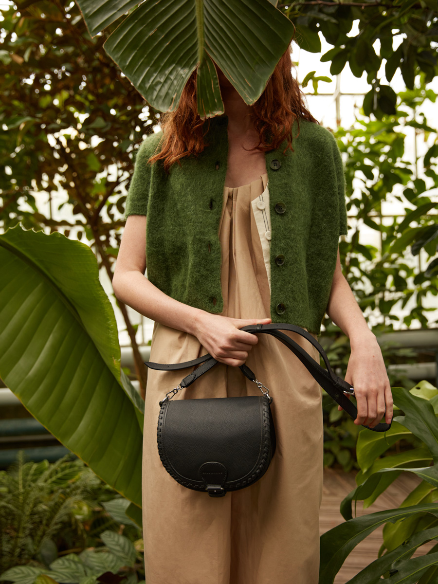 mini-leather-shoulder-bag-lebobo-s-black-ambient-view-w61xs-b