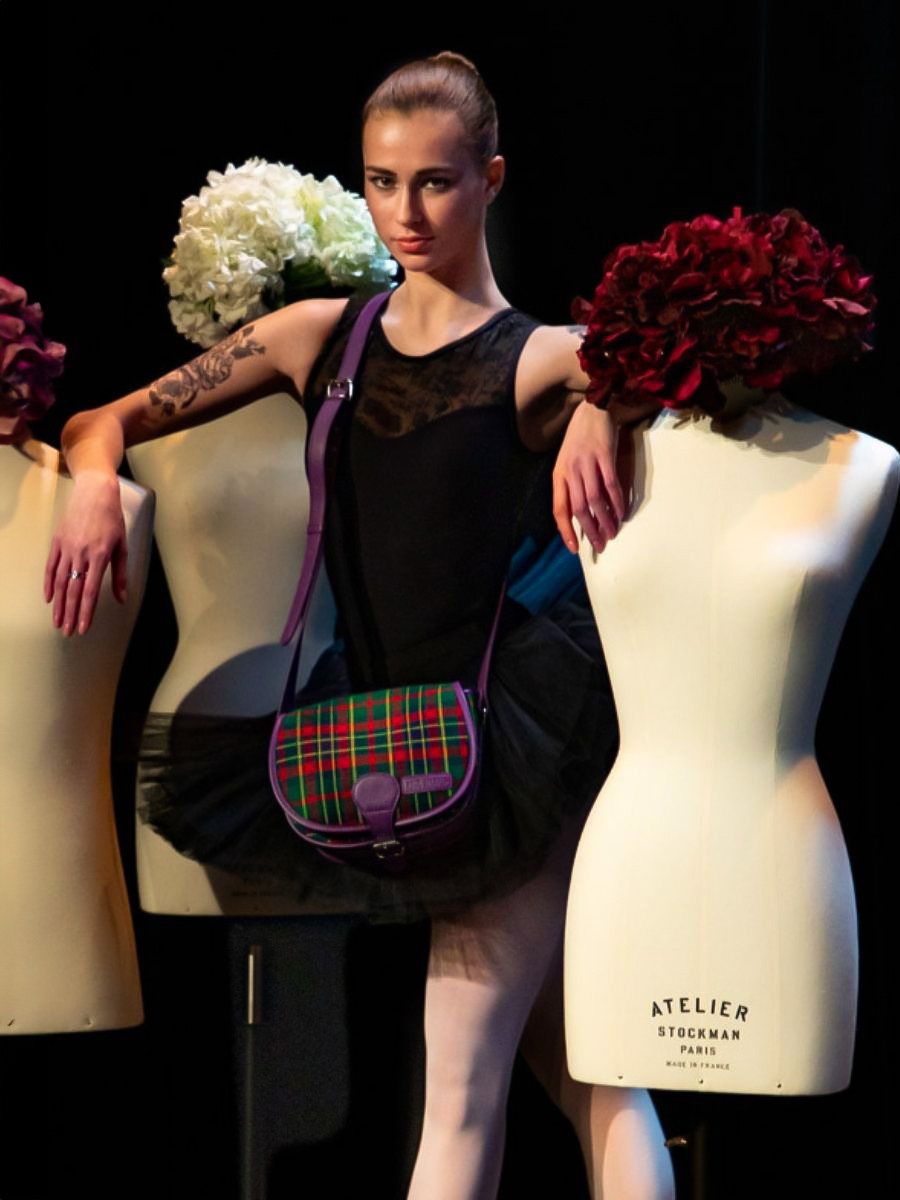 purple-tartan-leather-shoulder-bag-lebohemien-versus-paul-marius-focus-material-picture-m44-sco-gr-p