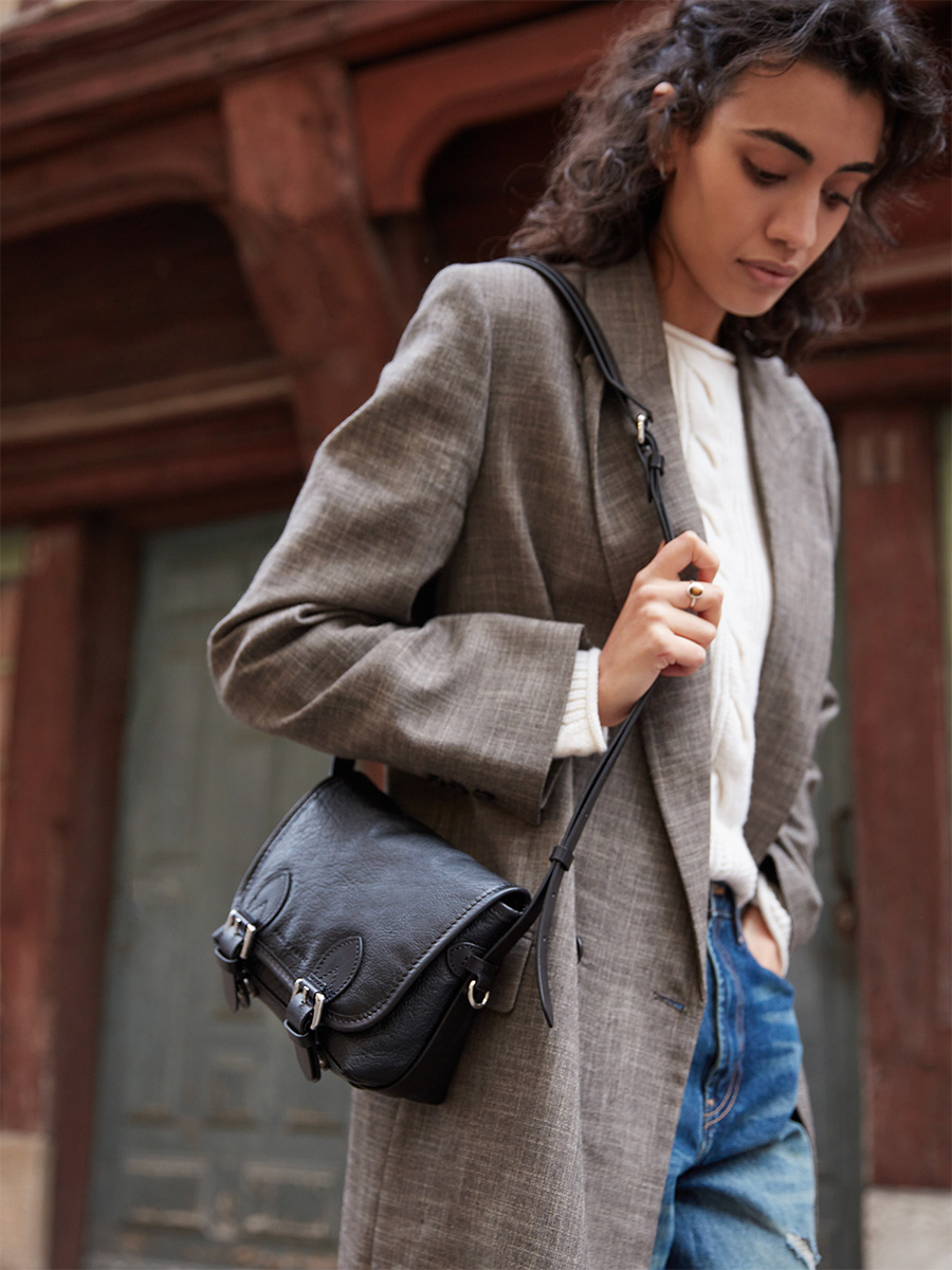  leather-cross-body-bag-loulou-s-black-ambient-view-w78-s-b
