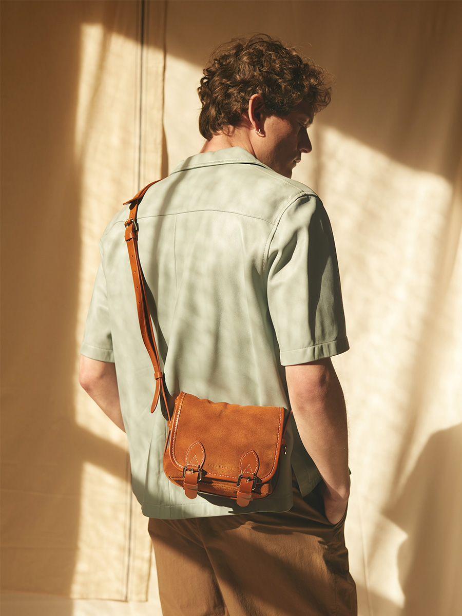 Suede mini crossbody bag Loulou S - Brick side view