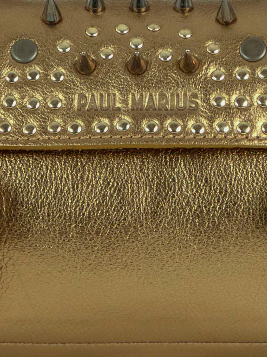 gold-leather-shoulder-bag-lartisane-edition-noire-opus-paul-marius-focus-material-view-picture-p02-bed-op4-og