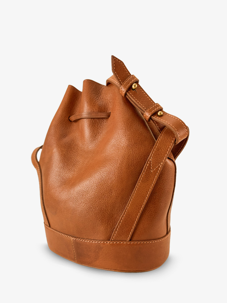 Brown Leather Shoulder Bag Women L Aumoni re Oiled Cognac PAUL