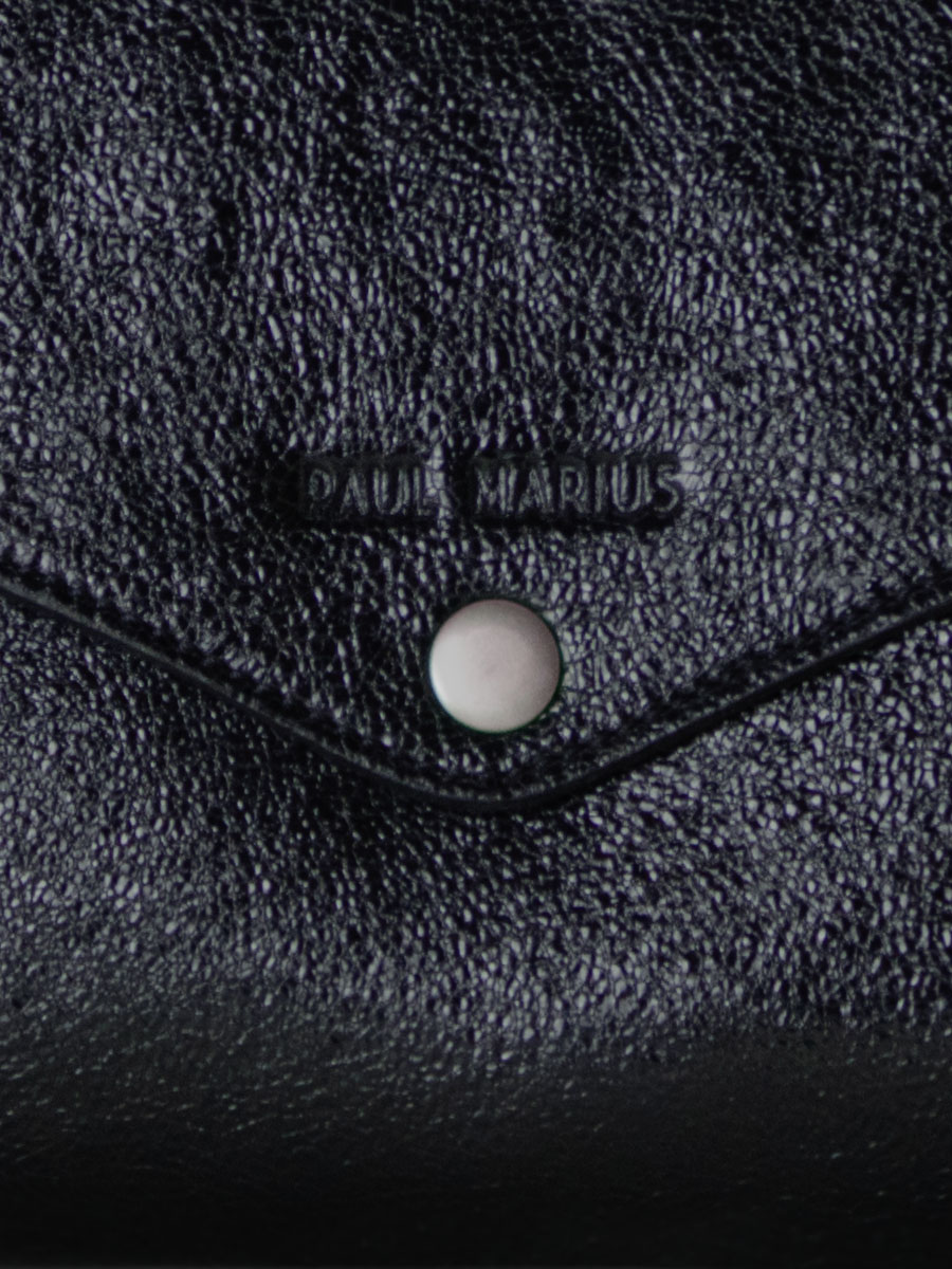 shimmering-black-leather-shoulder-bag-lindispensable-eclipse-paul-marius-focus-material-picture-w08-m-b