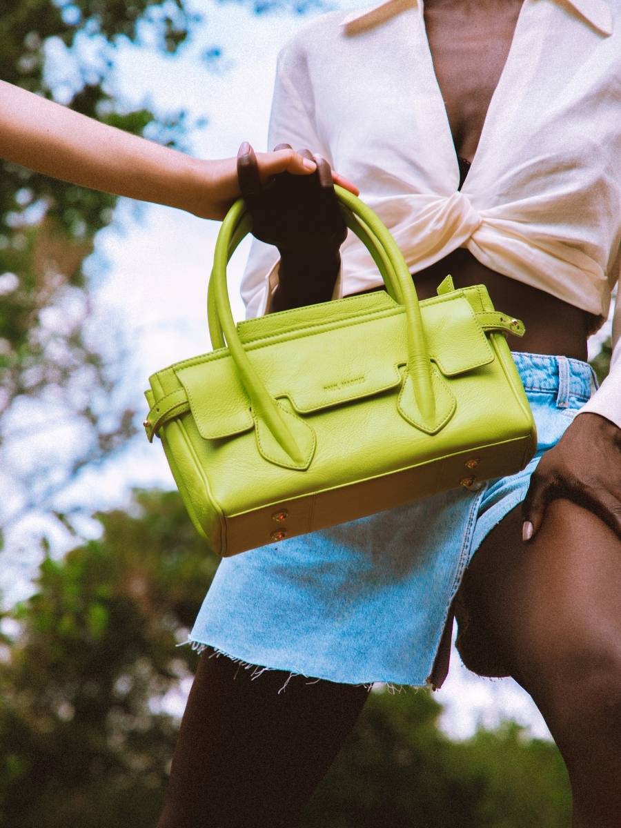 green-leather-handbag-madeleine-s-sorbet-apple-paul-marius-front-view-picture-w31s-sb-lgr