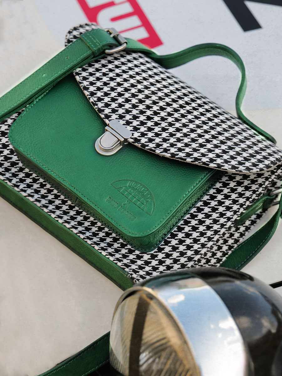 green-leather-cross-body-bag-mademoiselle-george-le-mans-classique-paul-marius-campaign-picture-w05-lemans-dg