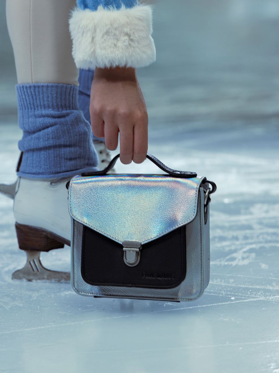 cross-body-bag-mademoiselle-george-xs-givre-holographic-black-campaign-view-w05xs-giv