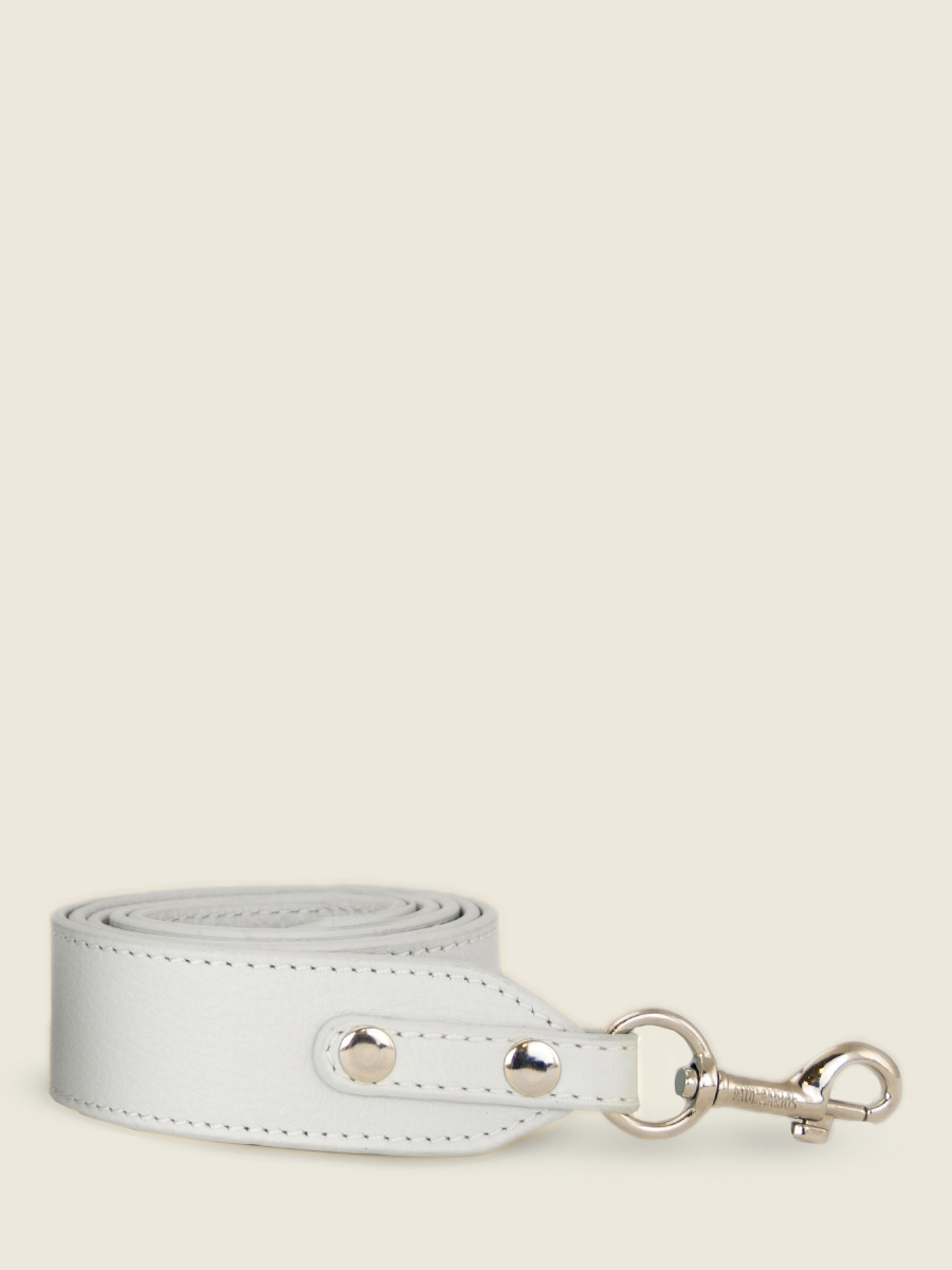 front-view-picture-white-leather-bag-strap-labandouliere-pastel-chalk-paul-marius