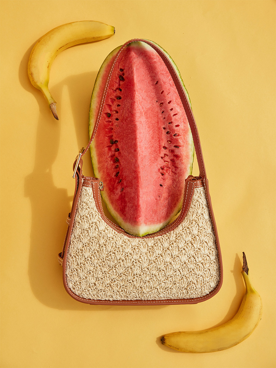 Baguette bag in raffia and leather Victoire XS Raphia - Natural / Cognac side view