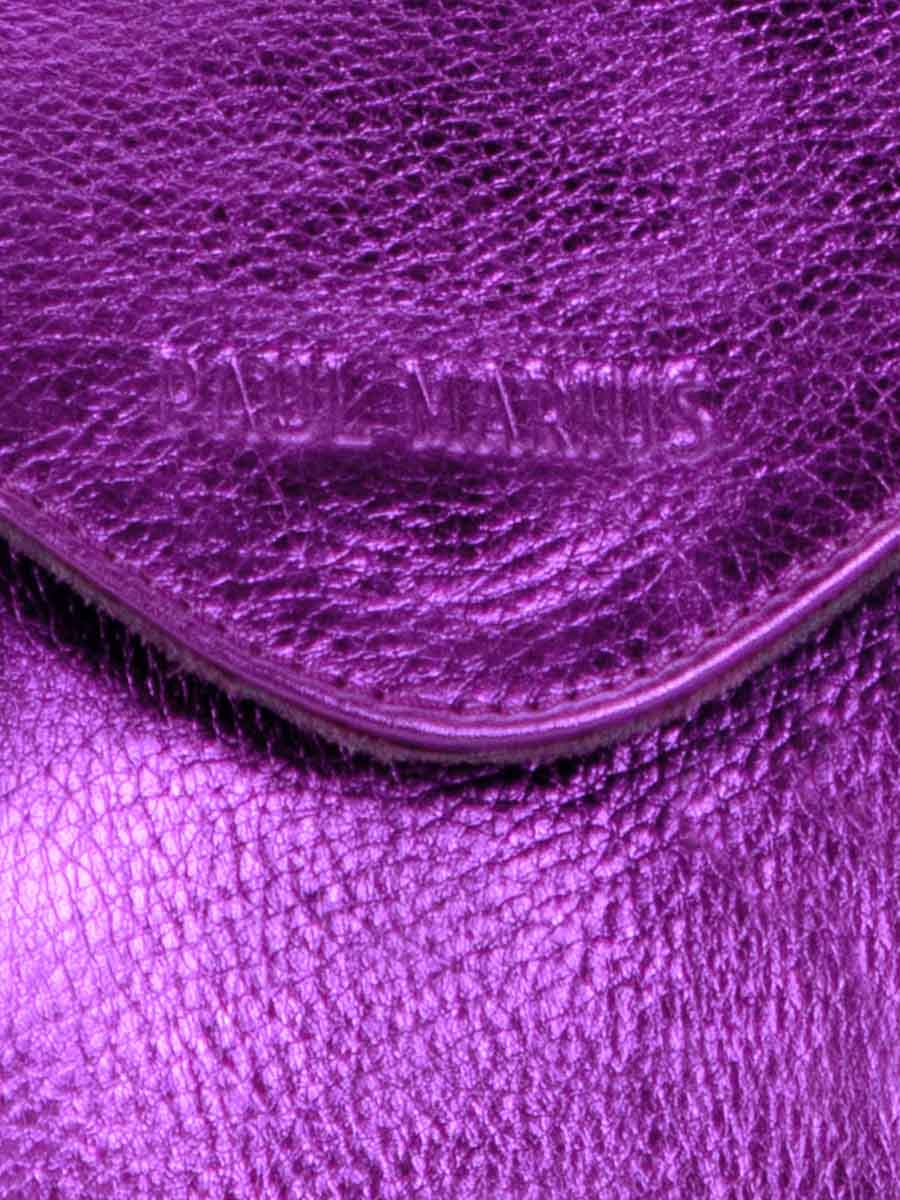 purple-metallic-leather-shoulderbag-suzon-m-bonbon-paul-marius-focus-material-view-picture-w25m-m-p