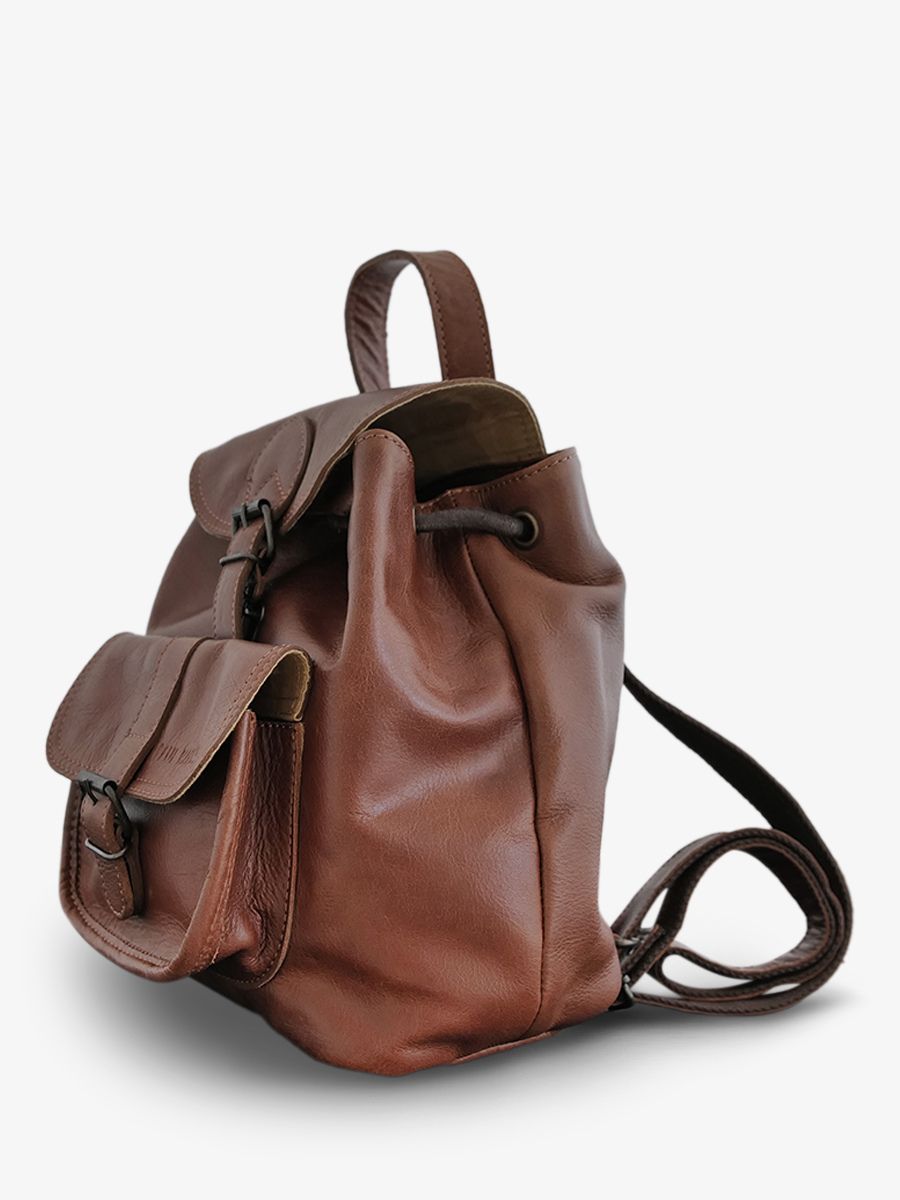leather-backpak-for-woman-brown-side-view-picture-lebaroudeur-tobacco-paul-marius-3760125347066