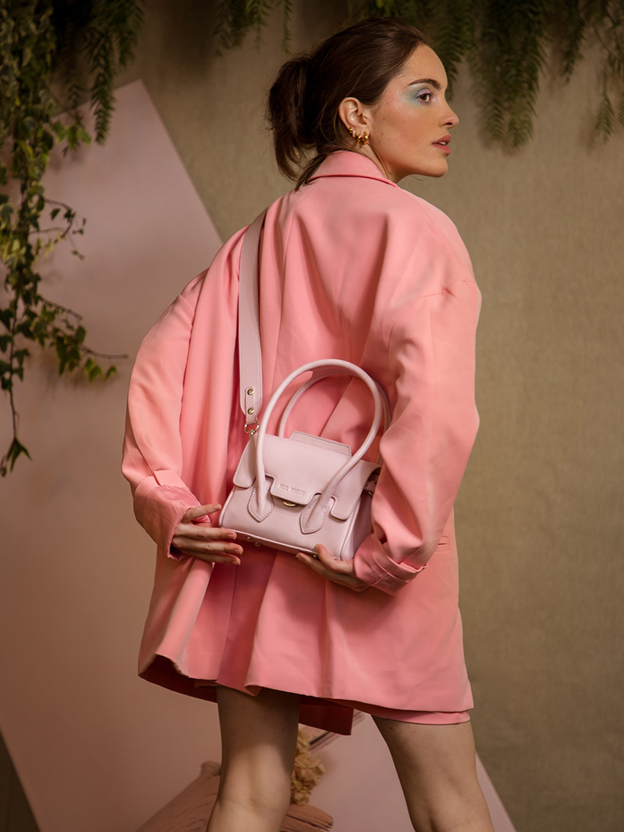 mini-pink-leather-handbag-for-women-colette-xs-pastel-blush-paul-marius-focus-material-view-picture-w28xs-pt-pi