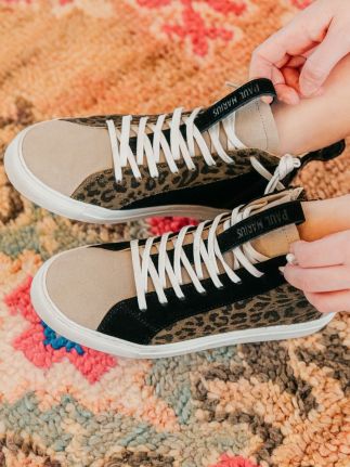 PM001 - Khaki Leopard