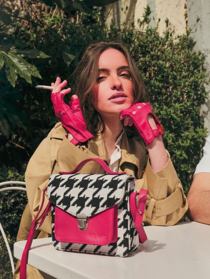 Pink best sale bag lady