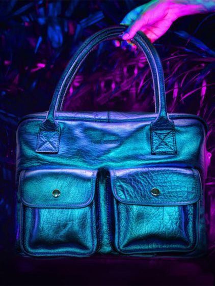 Blue Metallic Leather Document Holder for Women LeDandy Beetle PAUL MARIUS
