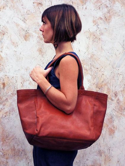 leather shoulder bag for woman Blue - LeRive Gauche - M Ink Blue