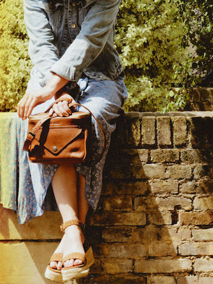 leather shoulder bag for woman Brown LeGavroche R dition Light Brown PAUL MARIUS