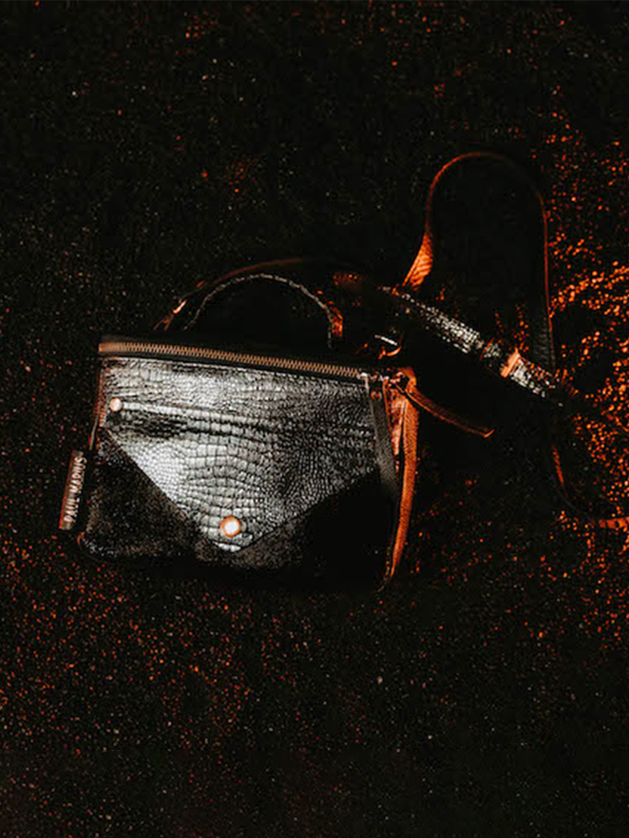 leather-shoulder-bag-for-woman-picture-parade-legavroche-reedition-paul-marius-3760125352183