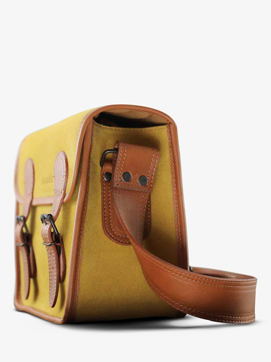 shoulder-bags-for-women-brown-side-view-picture-lasacoche-s-pampa-ligth-brown-honey-paul-marius-3760125349015