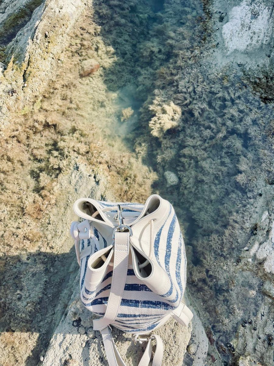 travel-bag-blue-white-picture-parade-lepacktage-côte-ouest-mariniere-paul-marius-3760125356228