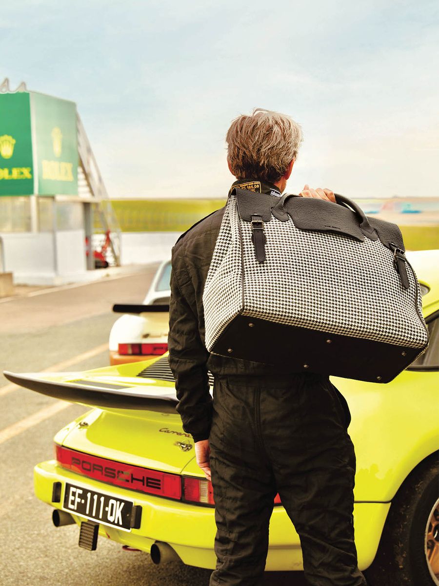 big-leather-travel-bag-for-men-black-front-view-picture-rouen-delhi-grand-prix-black-paul-marius-3760125347448