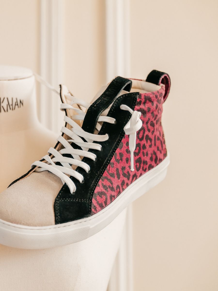 sneakers-for-women-leopard-purple-side-view-picture-pm001-leopard-plum-paul-marius-3760125353388