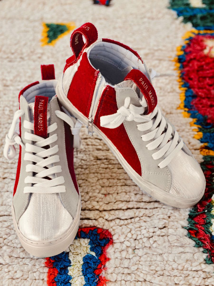 Slide on store walking shoes