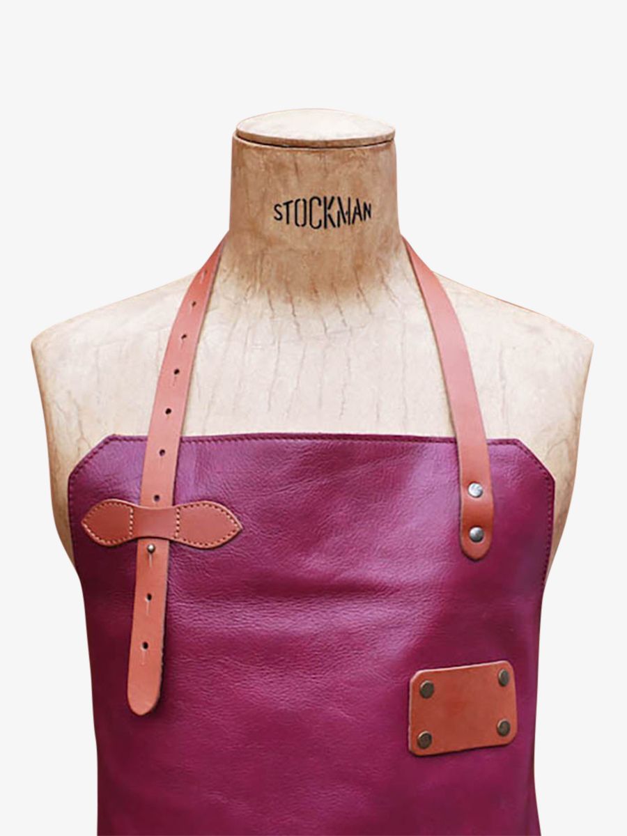 leather-apron-purple-front-view-picture-letablier-en-cuir-plum-paul-marius-3760125338026