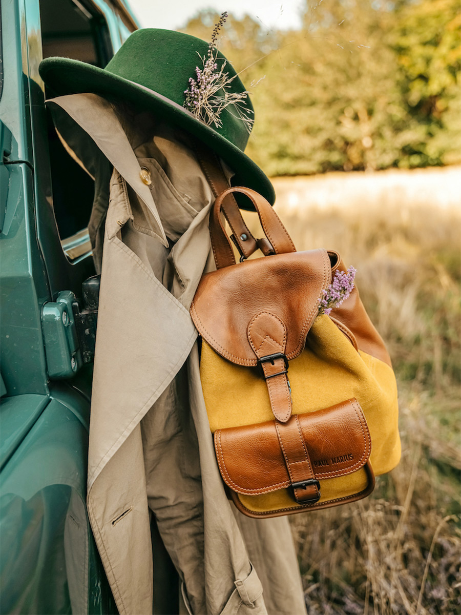 leather-backpak-for-woman-brown-picture-parade-lebaroudeur-pampa-ligth-brown-honey-paul-marius-3760125348964