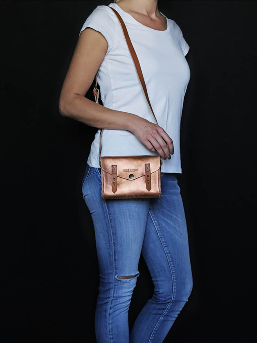 shoulder-bag-for-woman-pink-gold-rear-view-picture-le-mini-indispensable-rose-gold-paul-marius-3760125341774