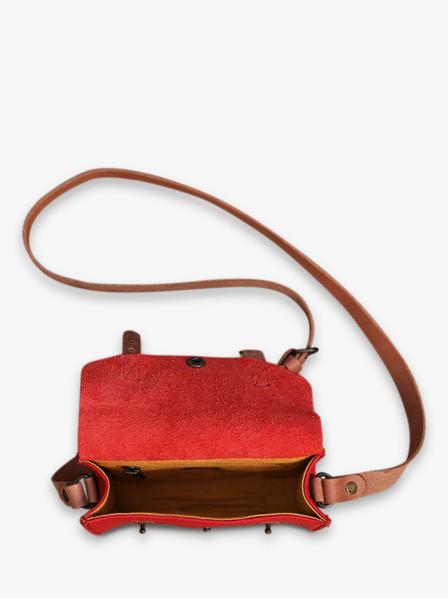 shoulder-bag-for-woman-red-interior-view-picture-le-mini-indispensable-carmine-red-paul-marius-3760125334851