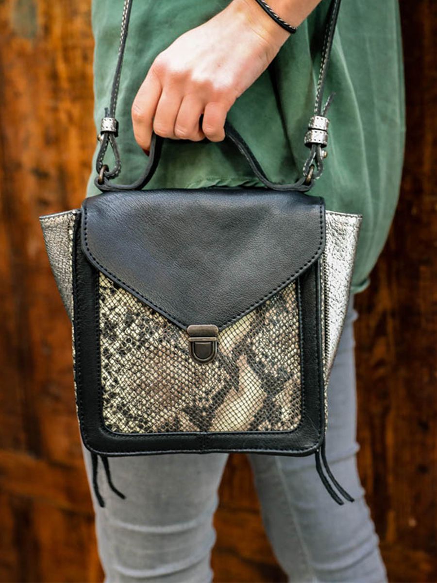 Petit outlet sac python