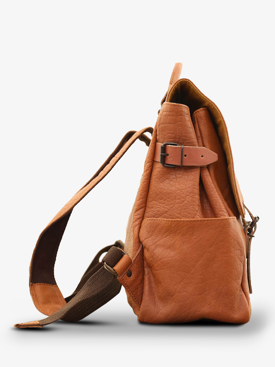 leather-back-pack-beige-side-view-picture-laudacieux-sand-paul-marius-3760125334547
