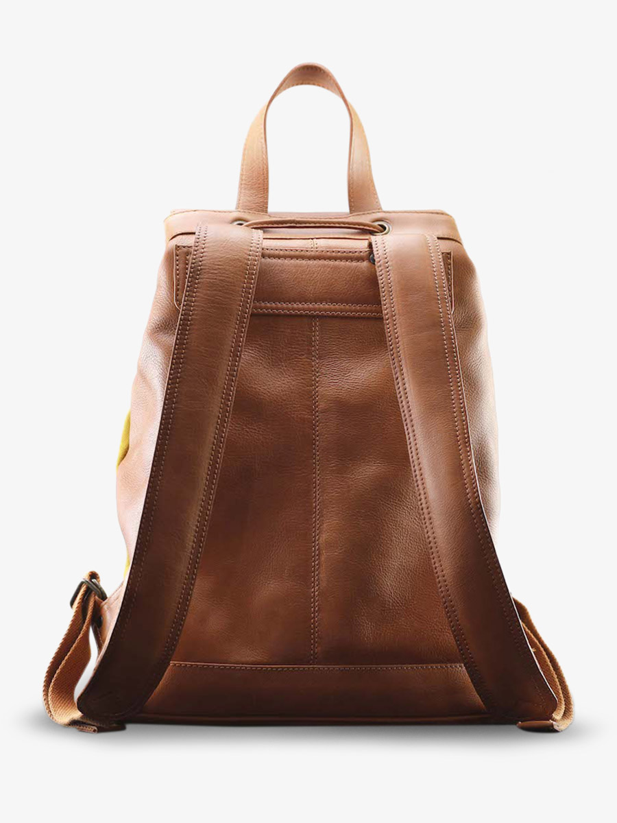 leather-back-pack-brown-rear-view-picture-lechampêtre-pampa-ligth-brown-honey-paul-marius-3760125348780