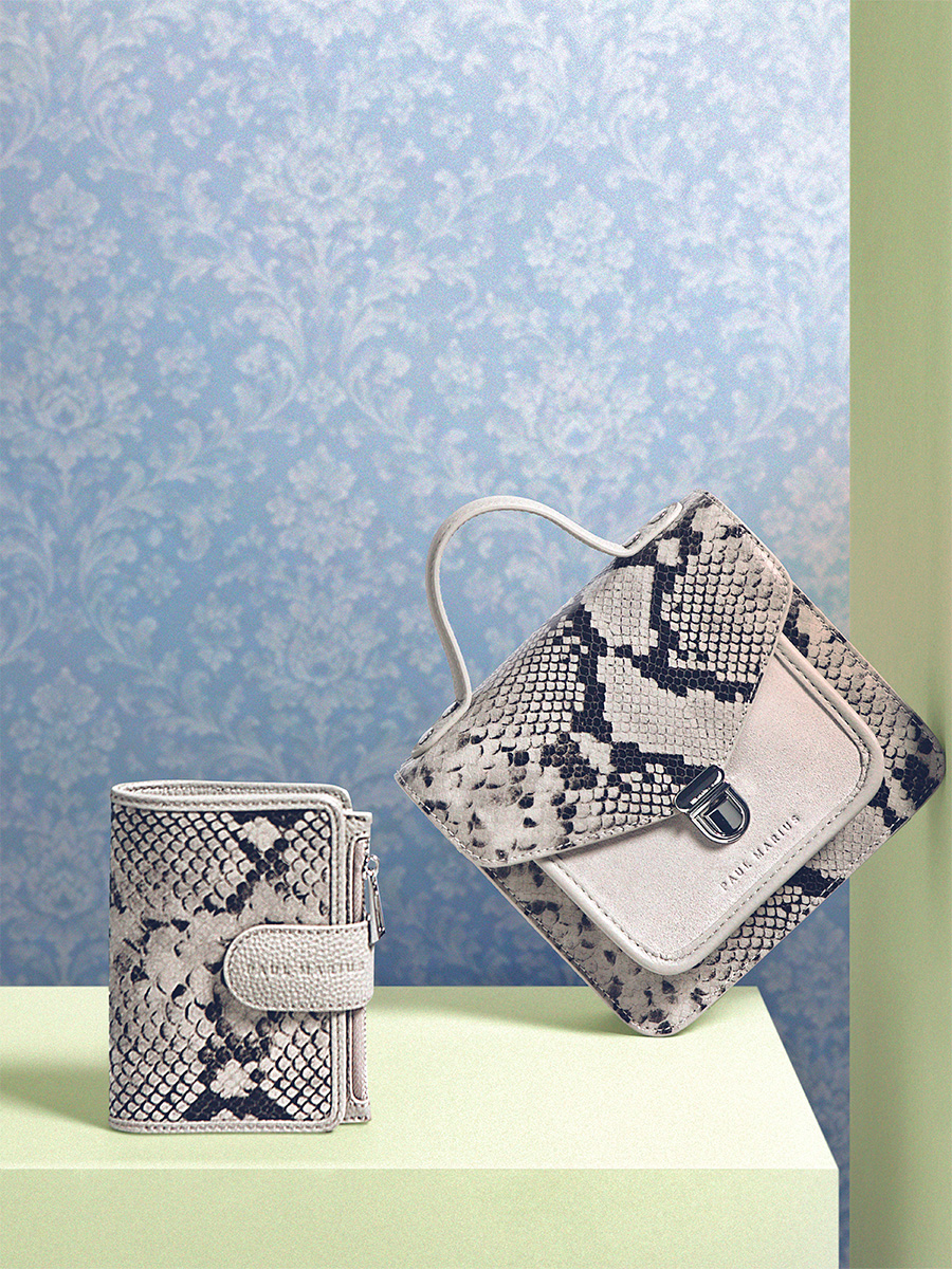 Galet python wallet Valentine Python - Galet side view