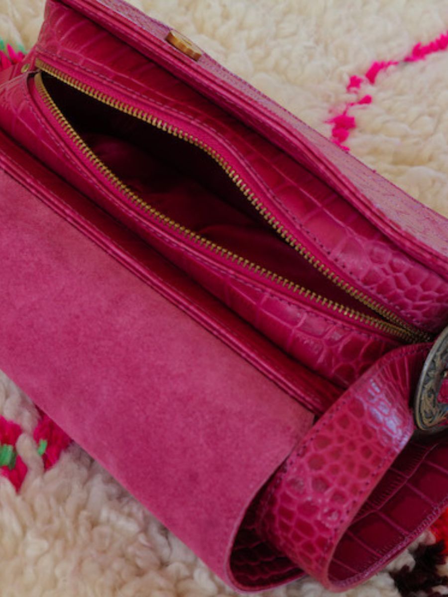 leather-shoulder-bag-for-woman-pink-interior-view-picture-lebaguette-alligator-cocktail-tourmaline-paul-marius-3760125355771