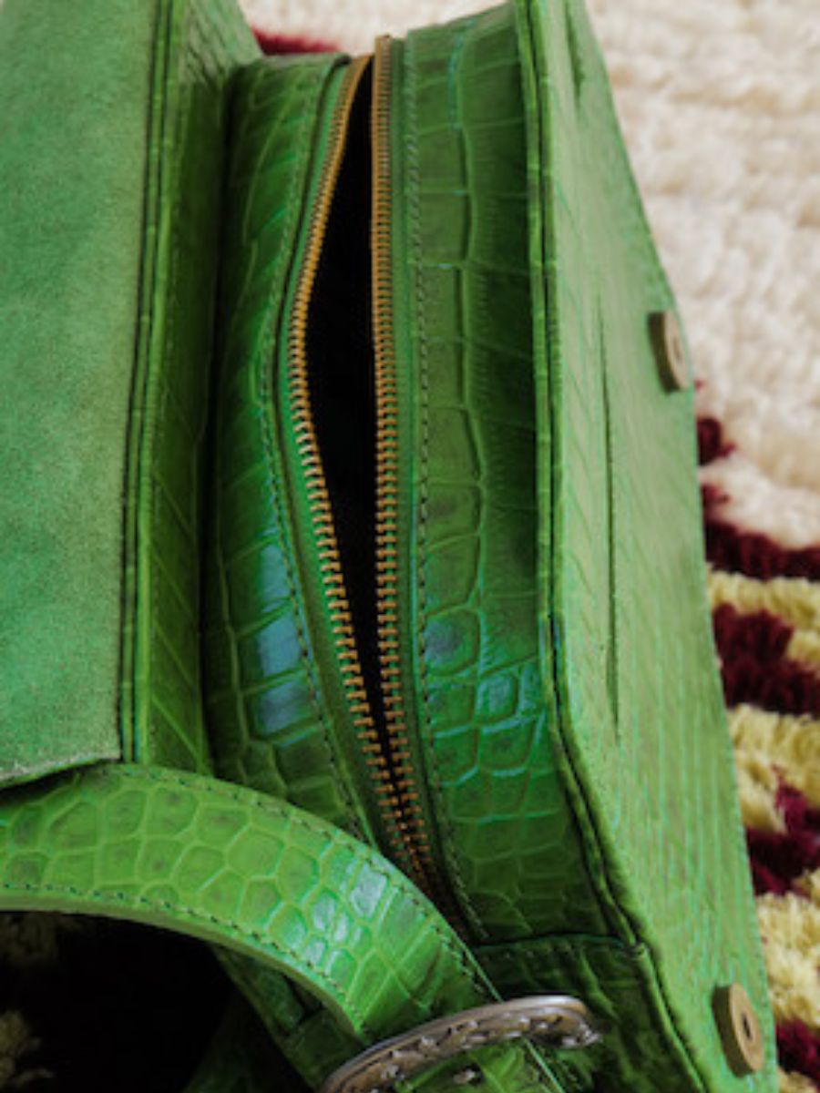 leather-shoulder-bag-for-woman-green-interior-view-picture-lebaguette-alligator-cocktail-jade-paul-marius-3760125355887