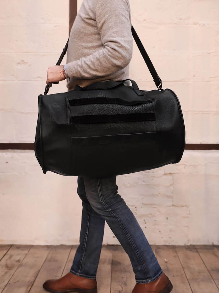 big-leather-travel-bag-for-men-black-picture-parade-moncolonel-black-paul-marius-3760125334936